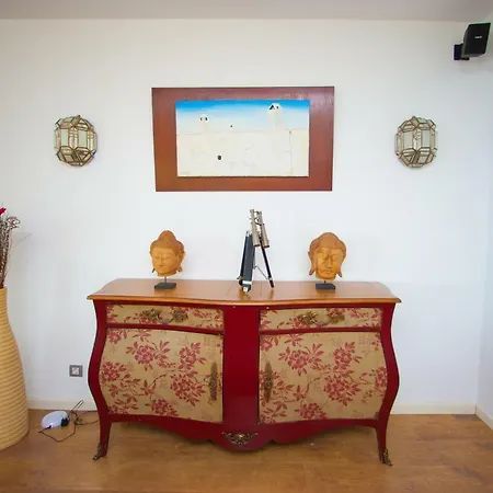 Acacia Villa *